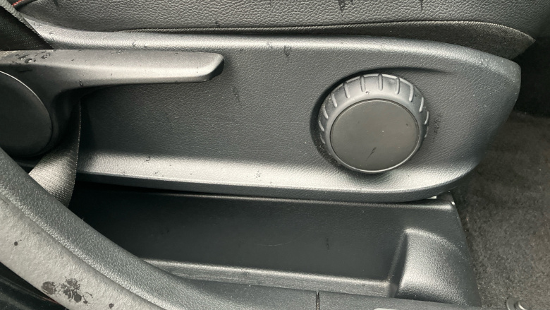 Mercedes-Benz B-Class B200d AMG Line Executive 5dr Auto Diesel Hatchback